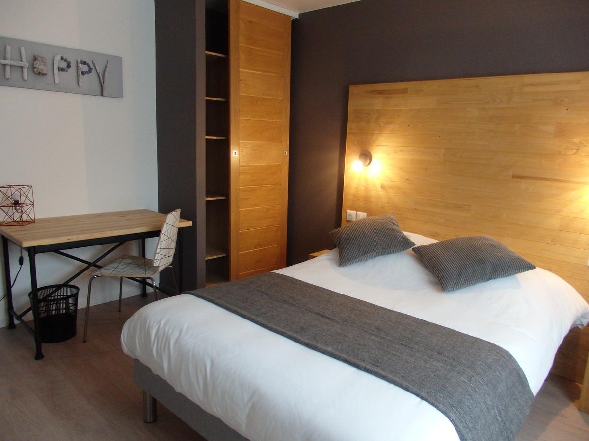 Hotel Castel Neuves-Maisons Eksteriør bilde