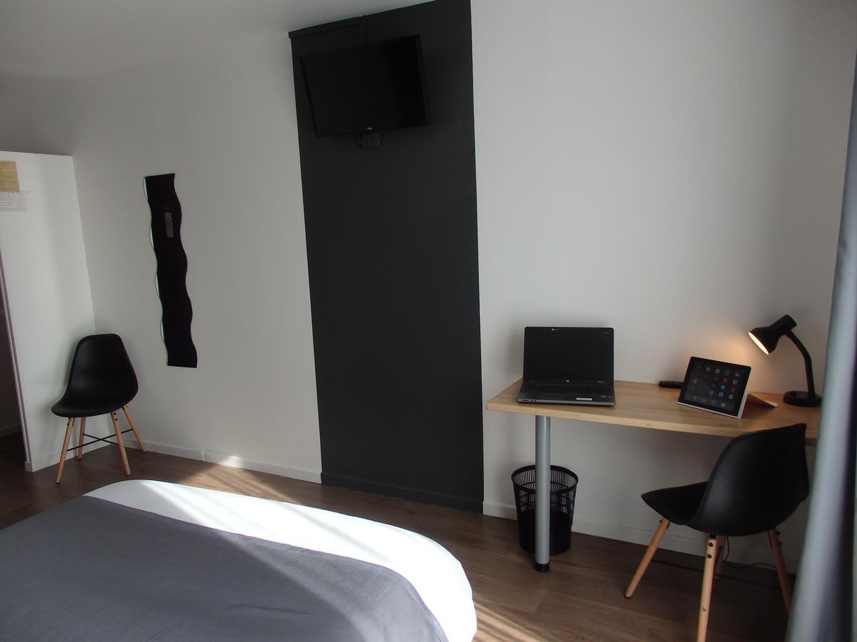 Hotel Castel Neuves-Maisons Eksteriør bilde